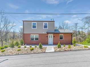 1091 E Windhaven Rd #A, Pittsburgh, PA 15205