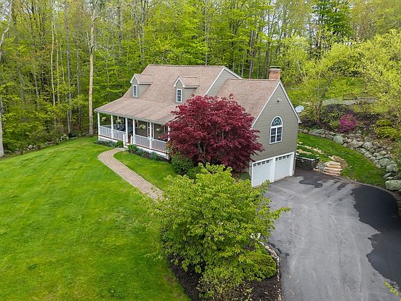 4th image of 13 Thompson Pond Rd
