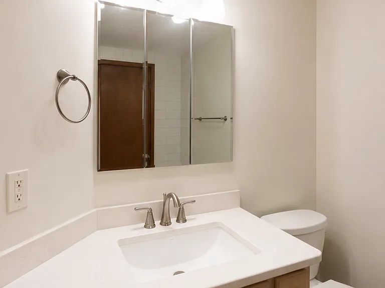 826 N Milwaukee Ave #D2 — Photo 12