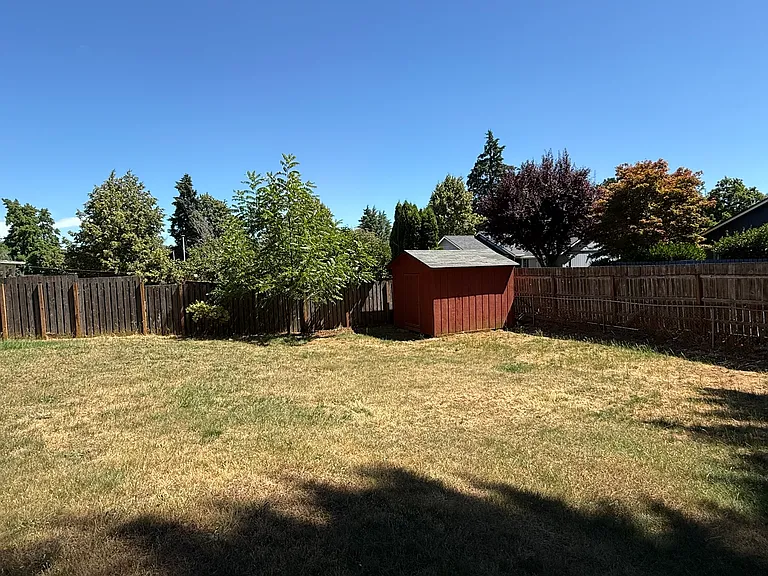 451 Hrubetz Rd SE — Photo 32
