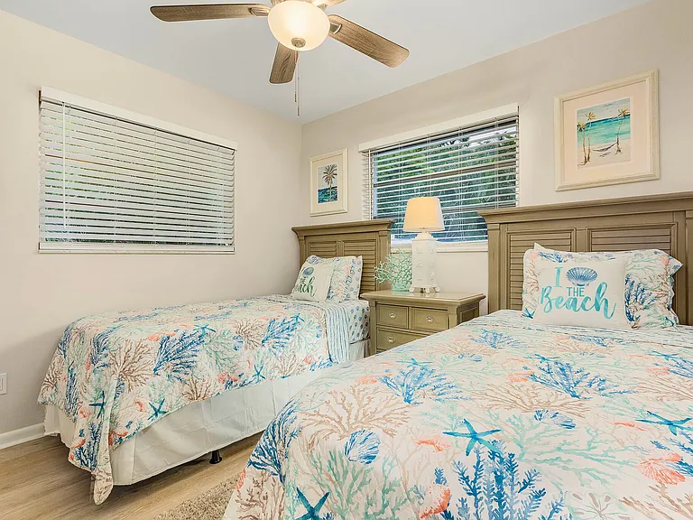 1224 Hilltop Dr — Photo 23