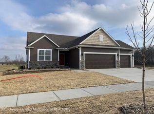 2715 Harbor Dr #6, Saint Johns, MI