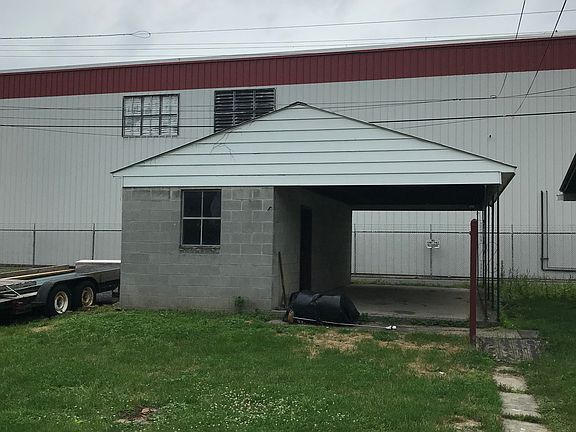 Carport/shed
