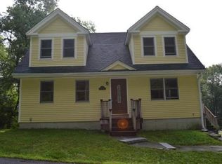 4 Heights Ter, Maynard, MA 01754