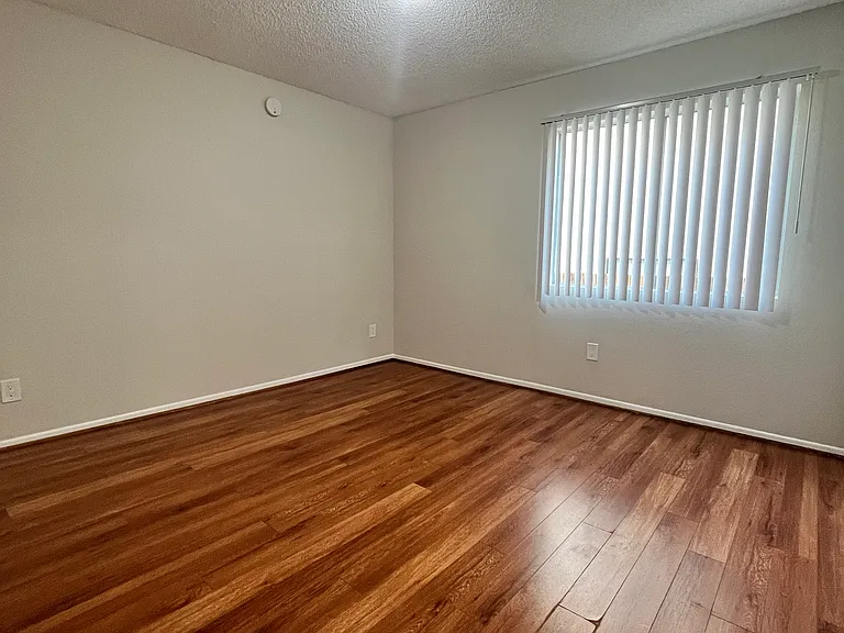 Spacious guest bedroom