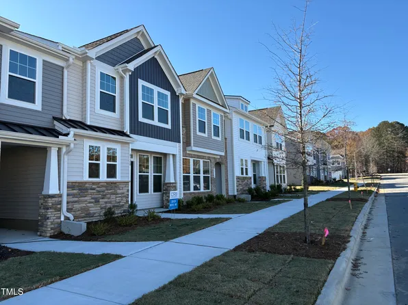 6320 Granite Quarry Dr, Raleigh, NC 27610