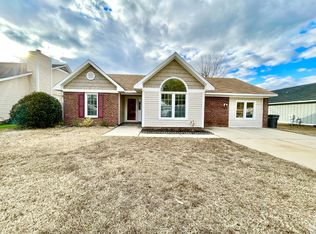 2836 Chillingworth Dr, Fayetteville, NC 28306
