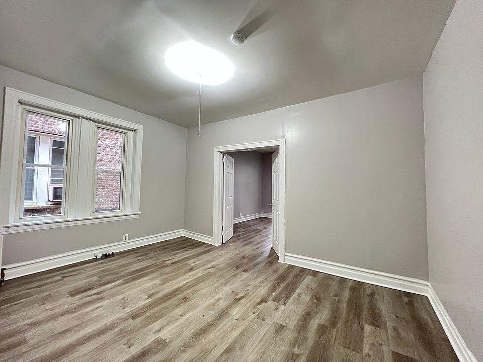 2nd image of 236 Lexington Ave APT 1