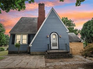 13408 Alexander Rd, Valley View, OH 44125