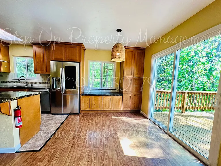19011 Middle Camp Sugar Pine Rd — Photo 12