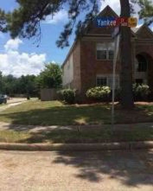 2nd image of 3603 Yankee Ct