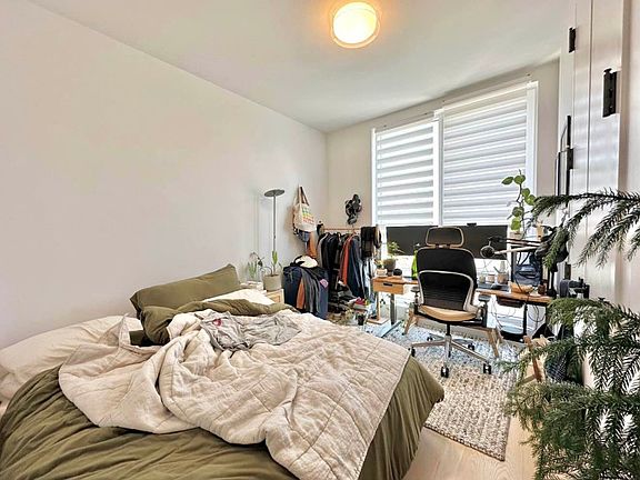 4th image of 366 Leonard St #1B