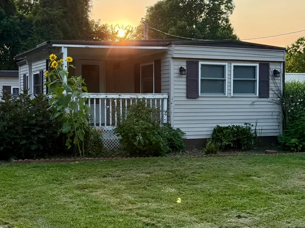110 S Sill St, Rockville, IN 47872