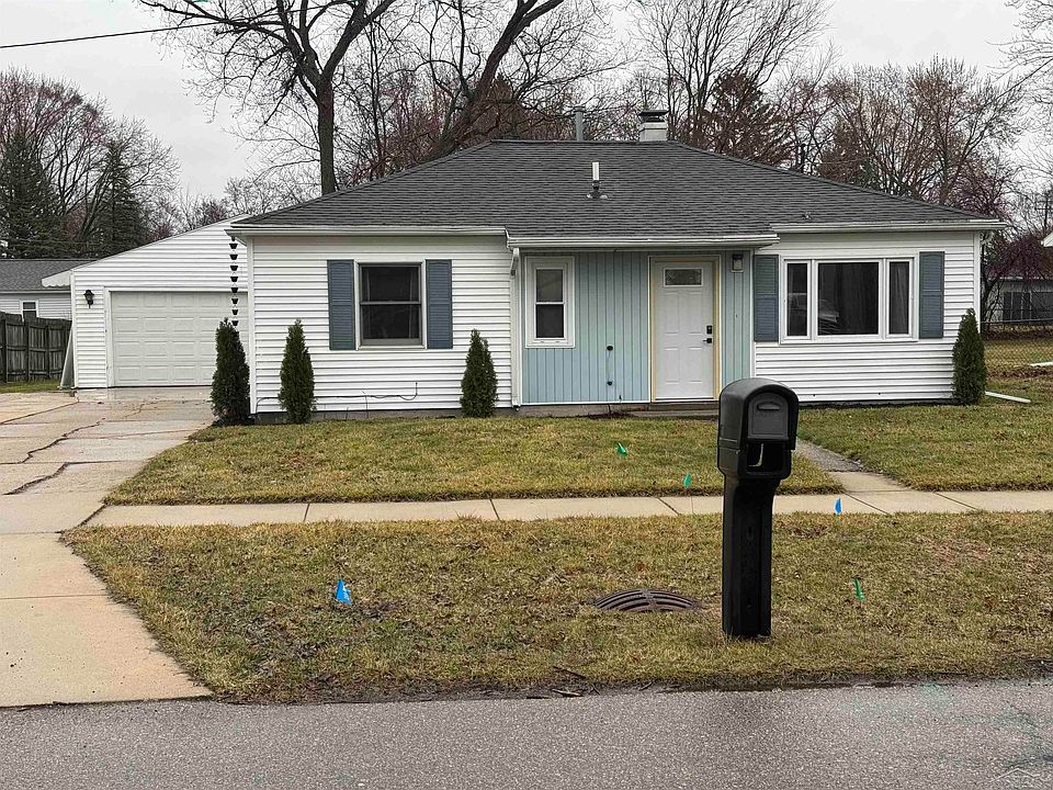 1st image of 2028 Auburn St