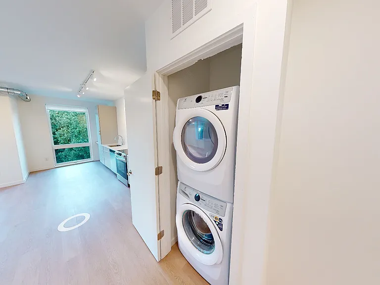 Arthaus Apartments — Photo 7