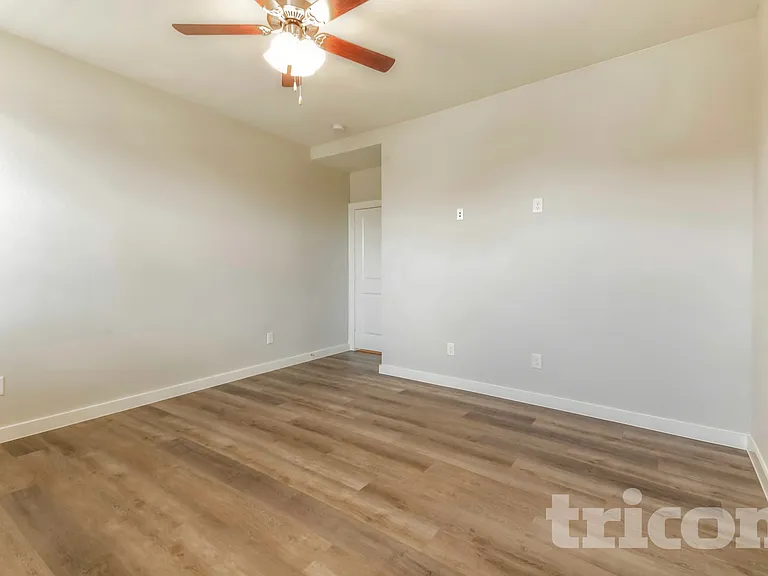 2580 Dulaney Dr — Photo 9