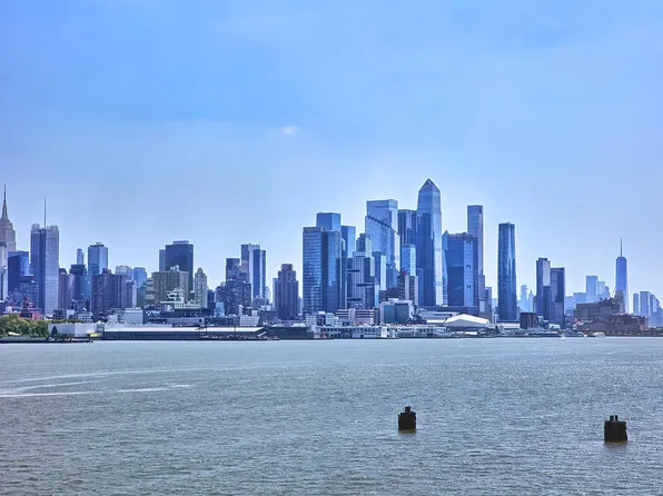 406 Newburgh Court image 13 of 31