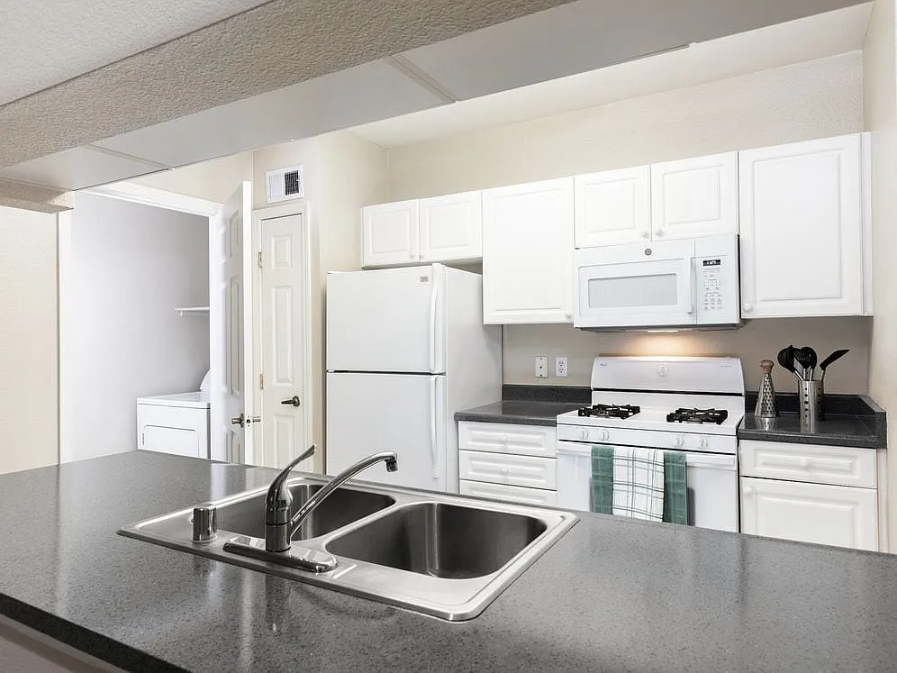 Kitchen - Avalon Willow Glen
