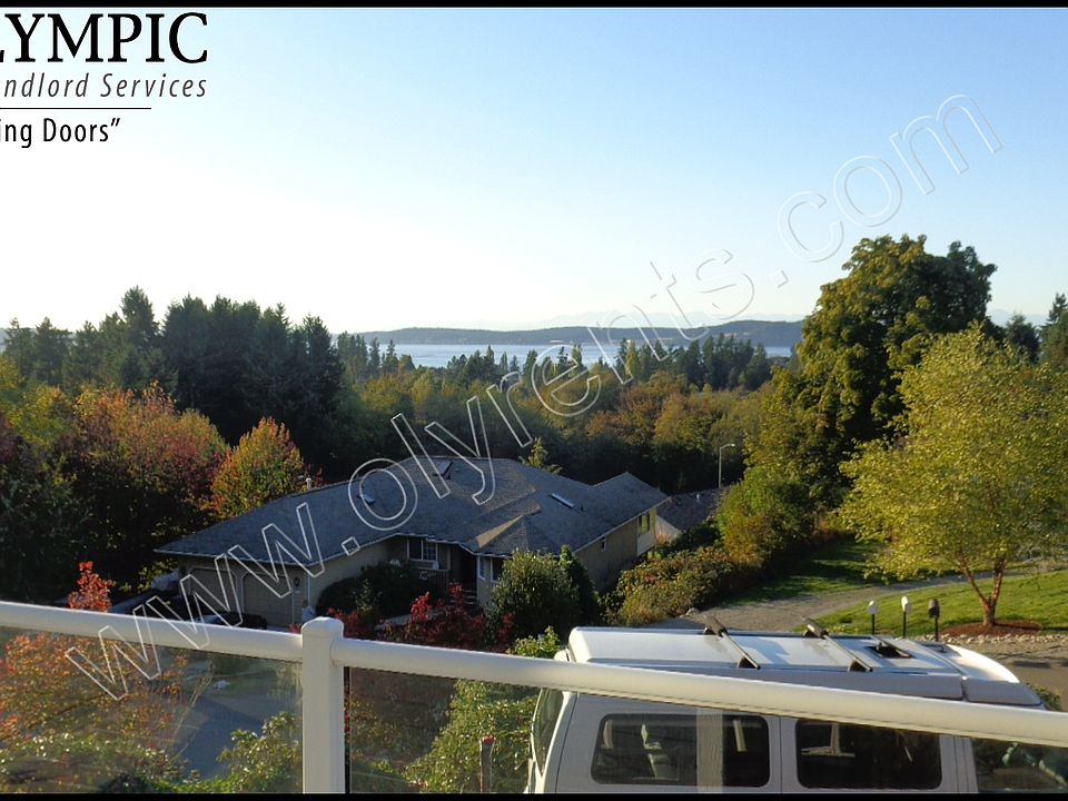 View from Deck & Living Rm View_09292015