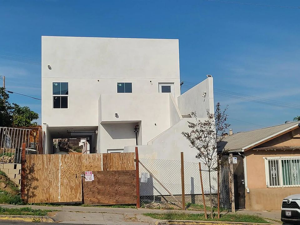 1st image of 3236 National Ave