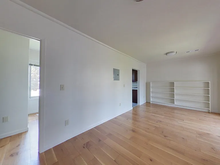 2412 Ellsworth St. — Photo 15