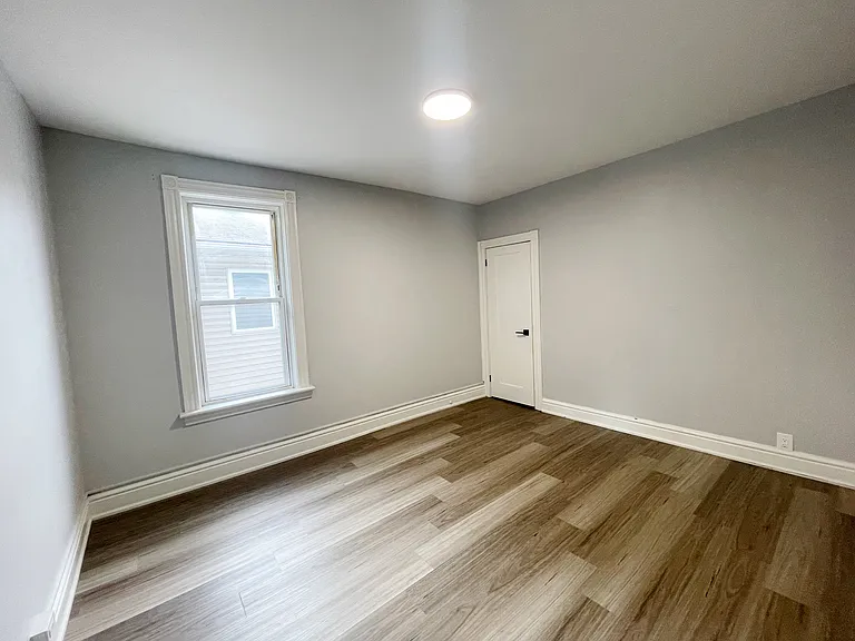 700 Wilson St #2 — Photo 11