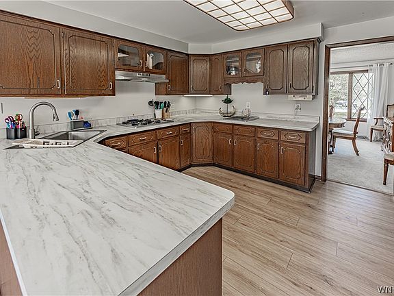 4th image of 69 Schlemmer Rd