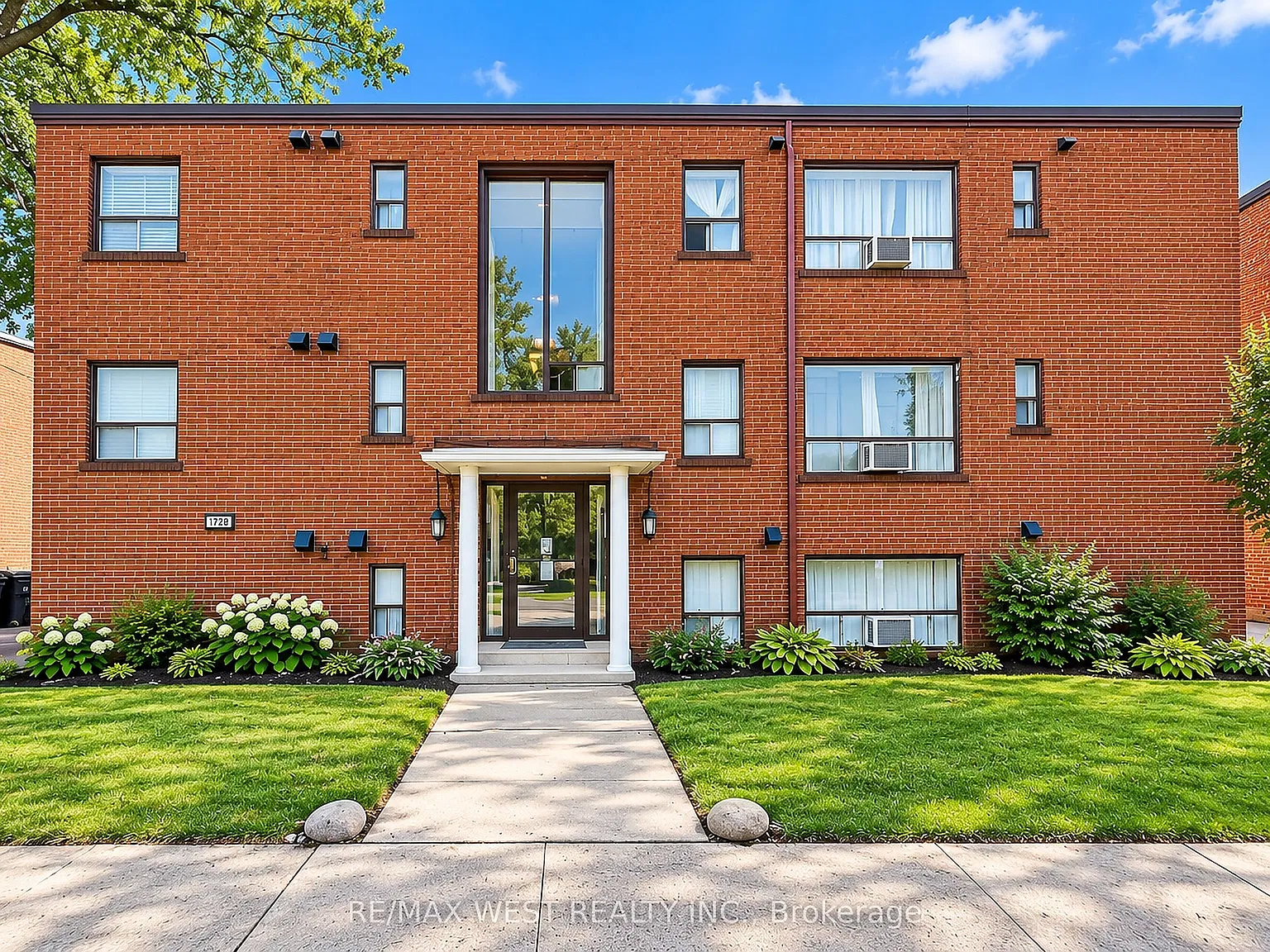 1 bed, $1,600 — Photo 1