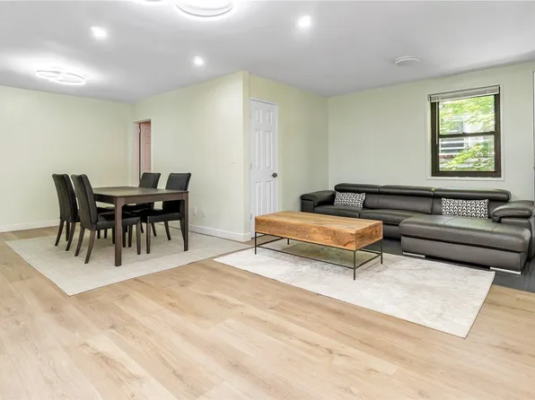 25 Park Place #3D, Great Neck, NY 11021