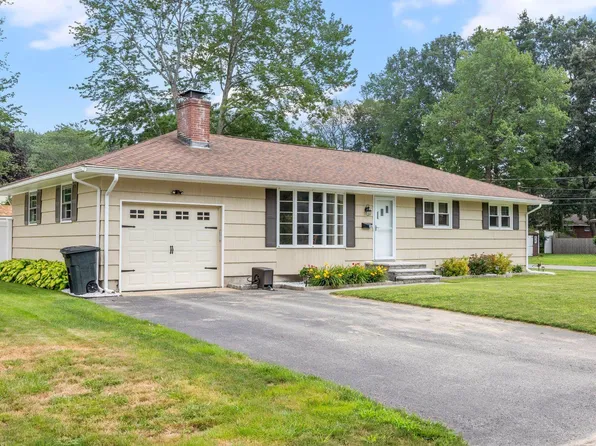 306 McKinley Road, Portsmouth, NH 03801
