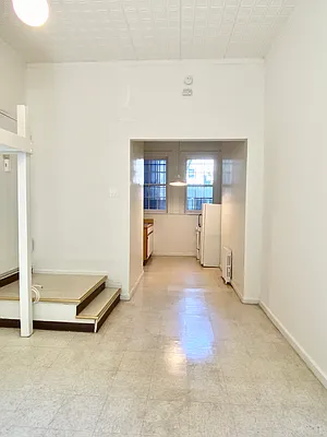 Rented by Brooklyn Heights Real Estate Inc | media 12