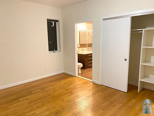 Rented by Skyline Group Real Estate | media 5