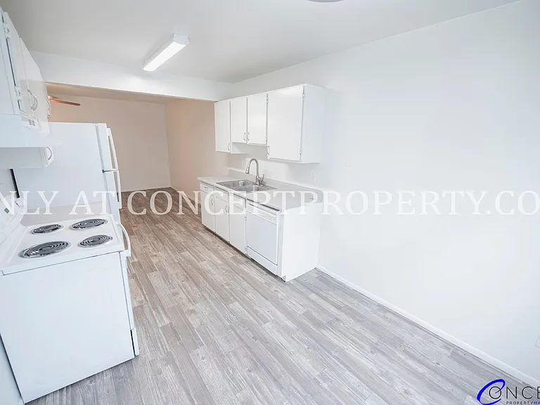 Aspen Pines — Photo 122