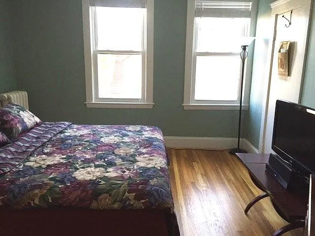 130 Sutherland Rd #5 — Photo 7