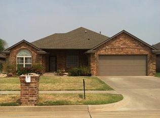 1213 W Griggs Way, Mustang, OK 73064