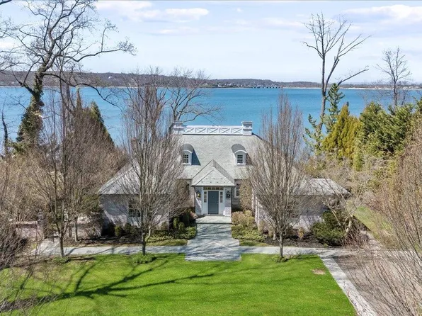 516 Centre Island Road, Centre Island, NY 11771