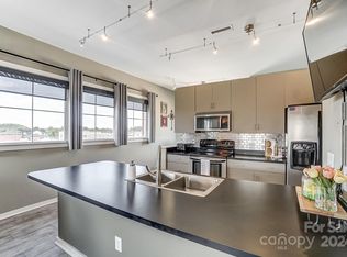 360 Exchange St NW APT 208, Concord, NC 28027