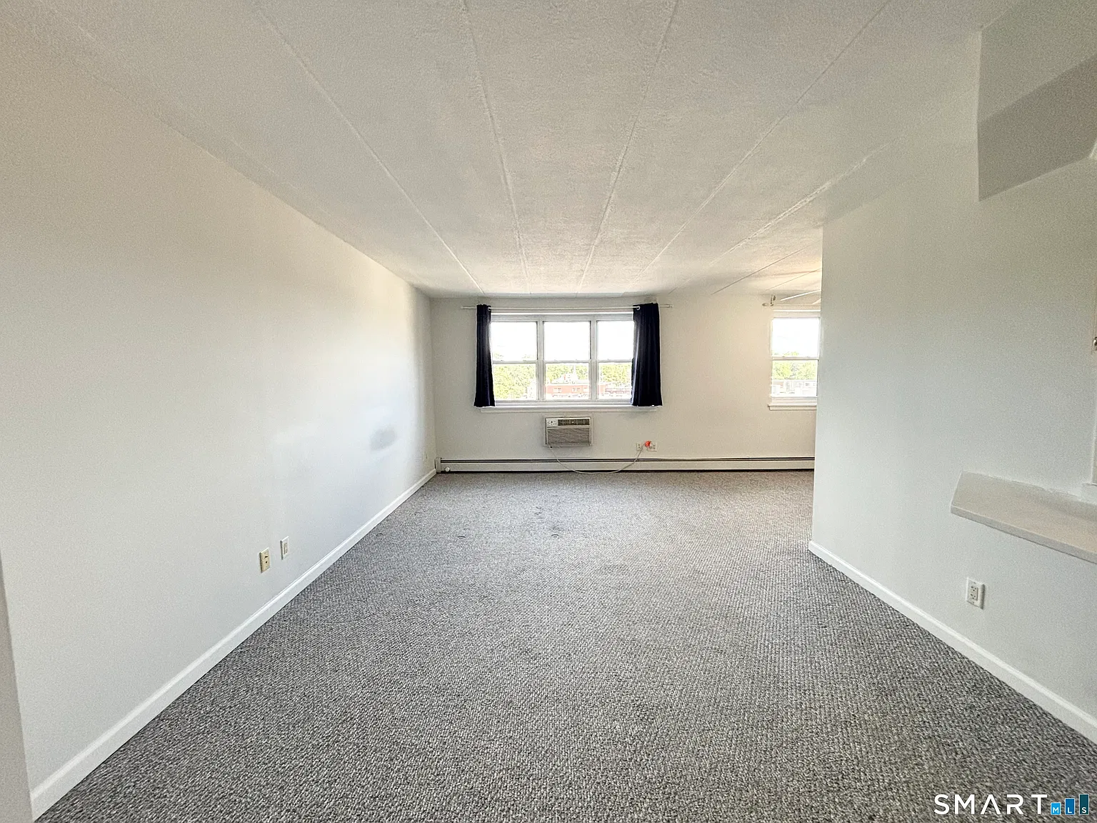 Studio, 1.0 bath, 486 sqft, $1,900 — Photo 2