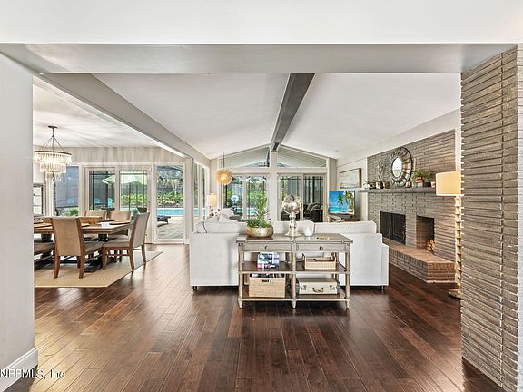 2nd image of 8129 JOSE Circle W