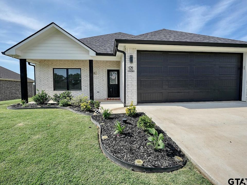 1st image of 108 Hay Meadow Dr