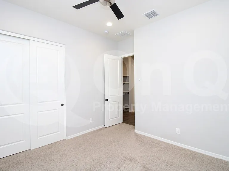 2051 E Wisteria Dr — Photo 12