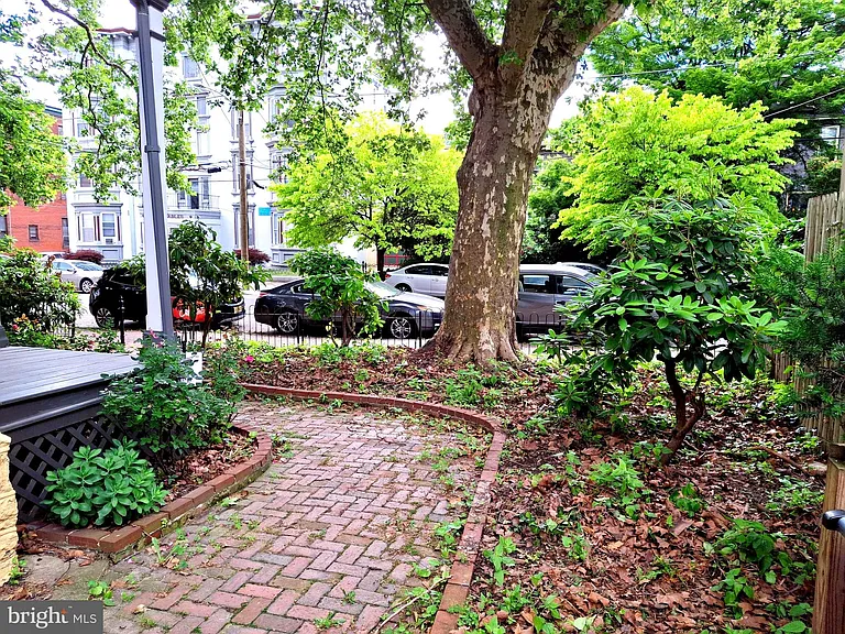 317 N 33rd St #1 — Photo 3