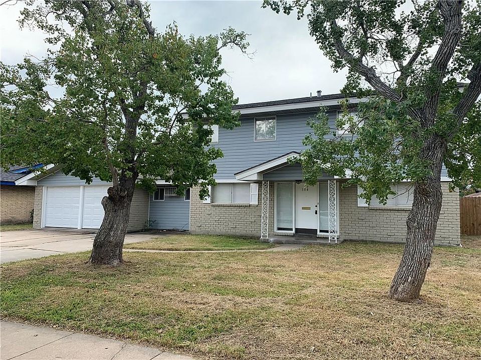 1st image of 104 Carmel Dr