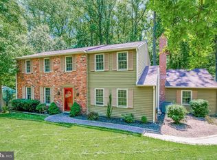 660 Twin Bridge Dr, Radnor, PA 19087