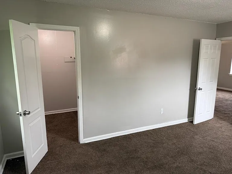 508 Closhire Ln — Photo 25