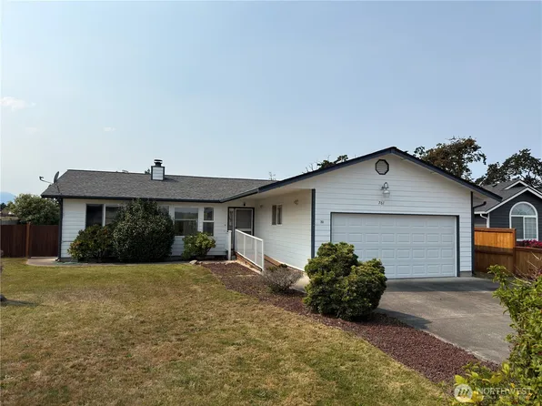 761 Spencer Farm Place, Sequim, WA 98382