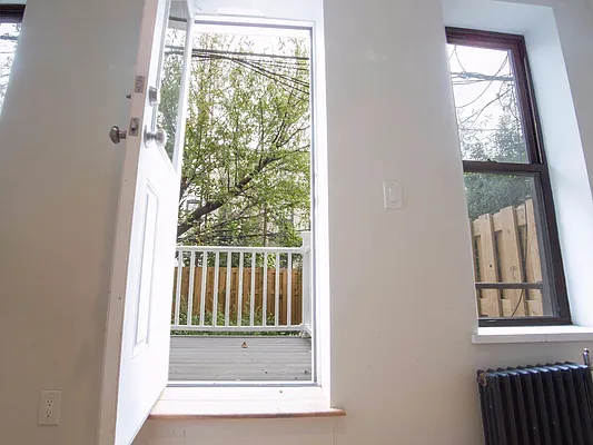 Rented by Keller Williams NYC | media 49