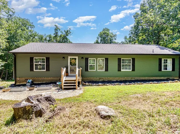 1076 Broad Rock Rd, Snow Camp, NC 27349