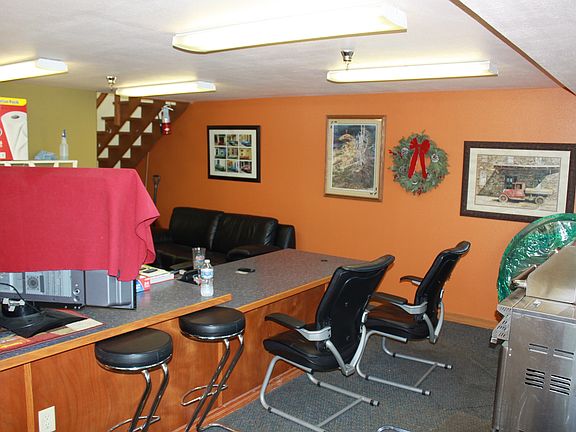 4th image of 915 30th Ave Ste 102