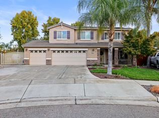 2807 W Porter Ct, Visalia, CA